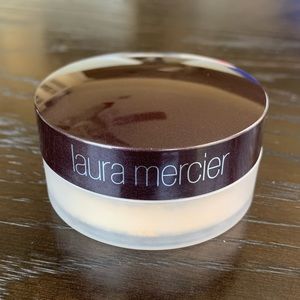 LAURA MERCIER POWDER